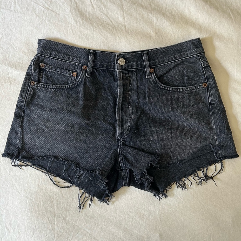 High-Rise Black Denim Cutoff Shorts - Classic Frayed Hem